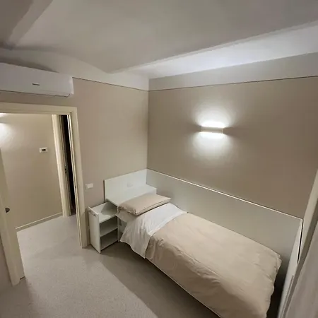 Casa Edvige דירה *